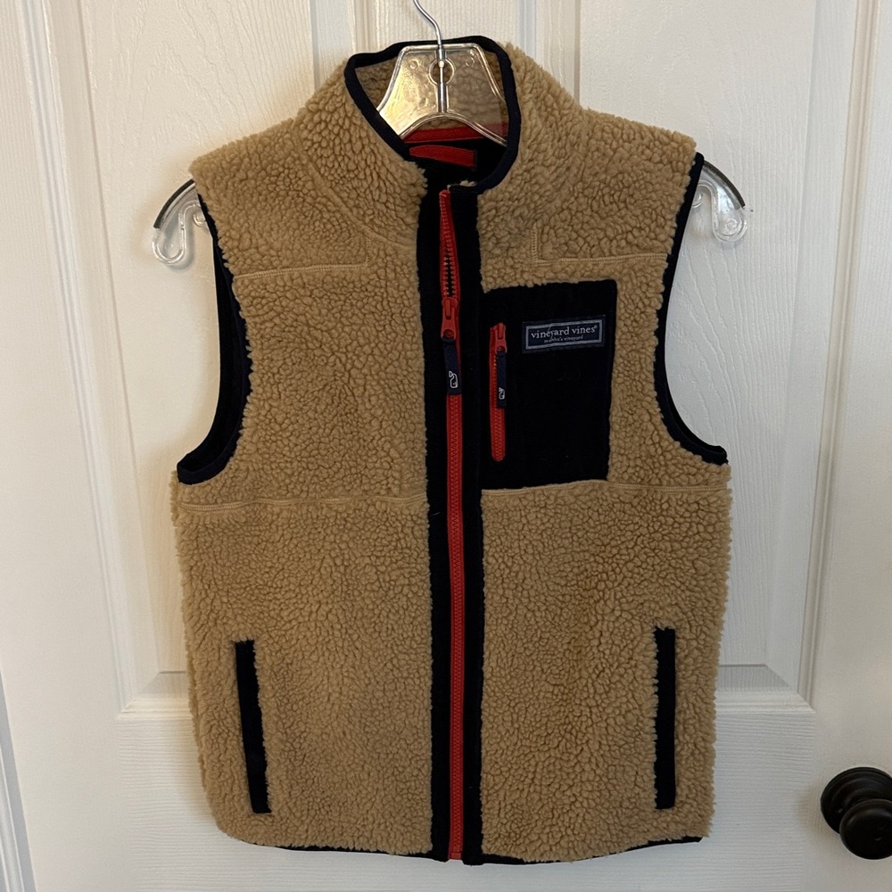 Vineyard Vines Tan Fleece Vest with Red Zipper